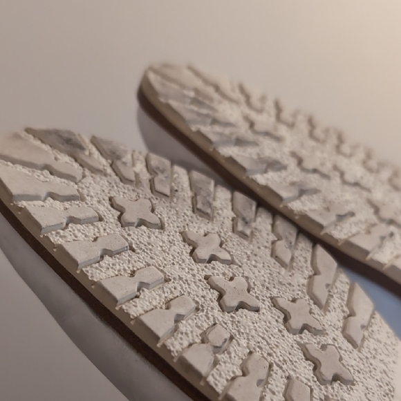 Bally "Tiffany" White Leather Loafers - Picture 7 of 10